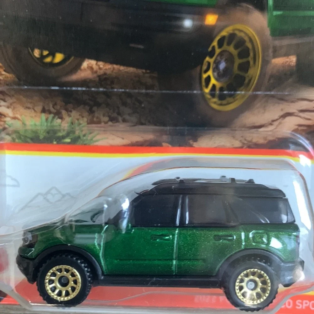 Matchbox Ford Bronco Sport Utility Vehicle SUV 2022 44/100 MB Green Truck New